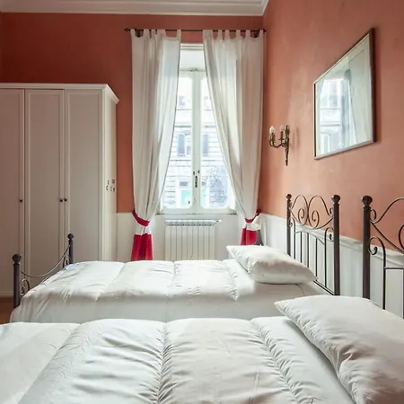 Vatican Luxury Three Bedroom Roma