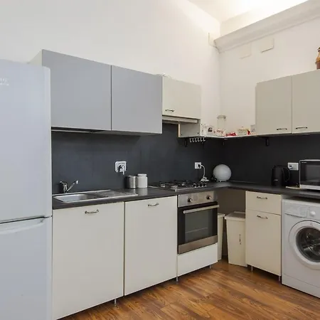 Vatican Luxury Three Bedroom Rom