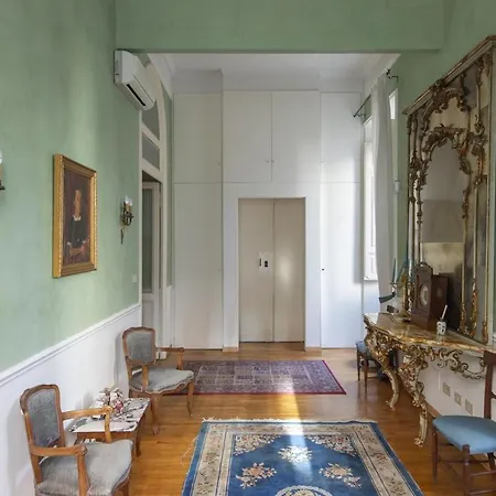 Vatican Luxury Three Bedroom Rom