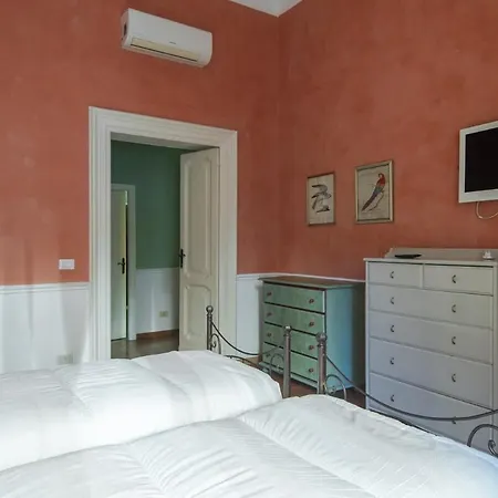Vatican Luxury Three Bedroom Rom