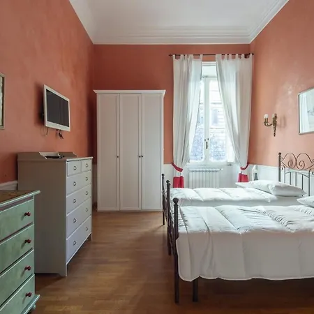 Vatican Luxury Three Bedroom Rom