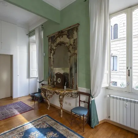 Apartment Vatican Luxury Three Bedroom *